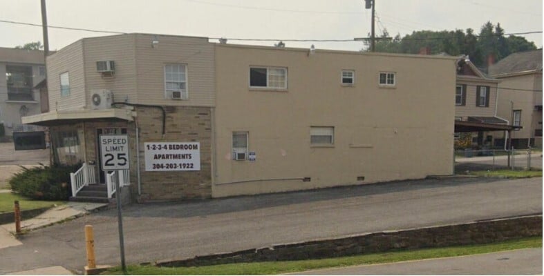 Building Photo - 812 Locust Ave