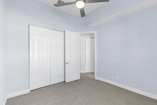 Building Photo - 3111 Waterside Cir