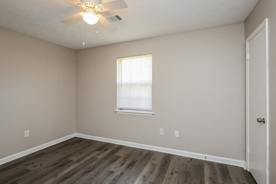 Building Photo - 5961 Garner Rd SW