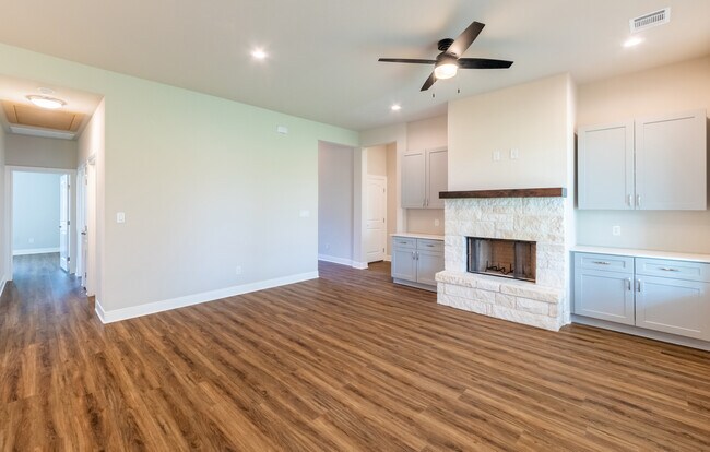 Building Photo - 106 Koele Ct