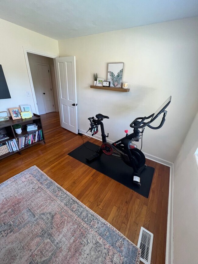 Building Photo - Splendid 3 Bed/2 Bath Home in North Pensacola