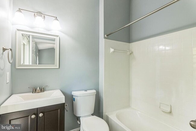 Building Photo - 20539 Golf Course Dr