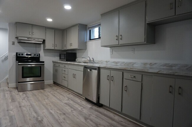 Building Photo - 3551 S 2200 W