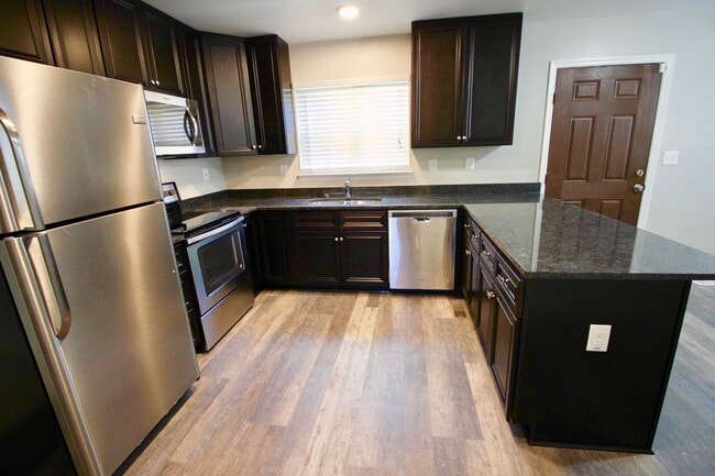 Building Photo - 1308 37th St