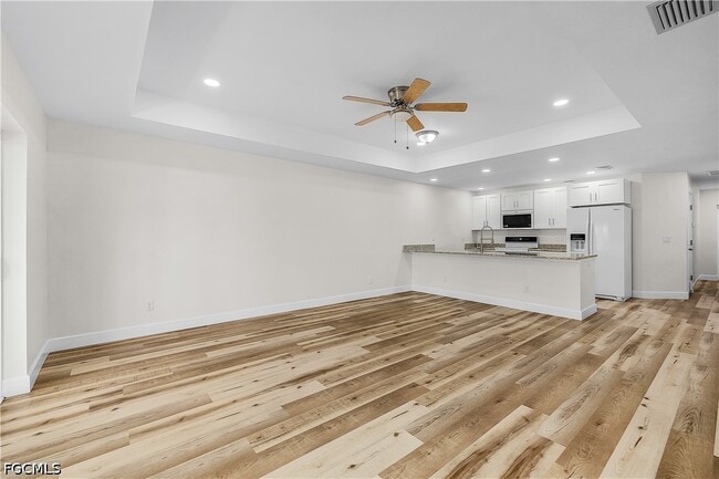 Building Photo - 16810 San Edmundo Rd