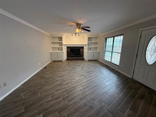 Building Photo - 8521 NW 121st St