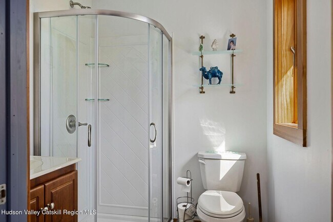 Building Photo - 114 Chase Rd