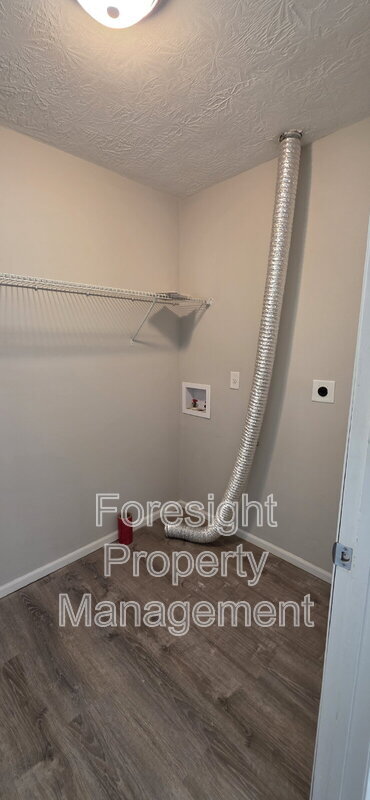 Building Photo - 267 Freedom Ln