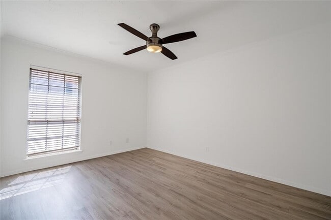 Building Photo - 3400 Timmons Ln