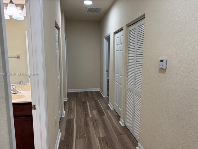 Building Photo - 9132 SW 227th Ln