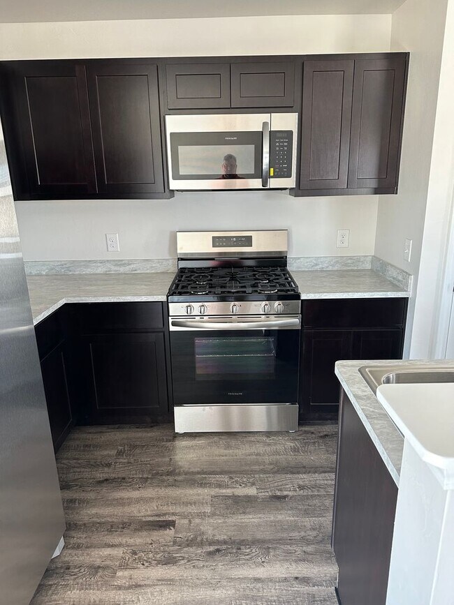 Building Photo - Now Available in Saratoga — Spacious 3 Bed / 2 Bath Home Ready for Move-In!