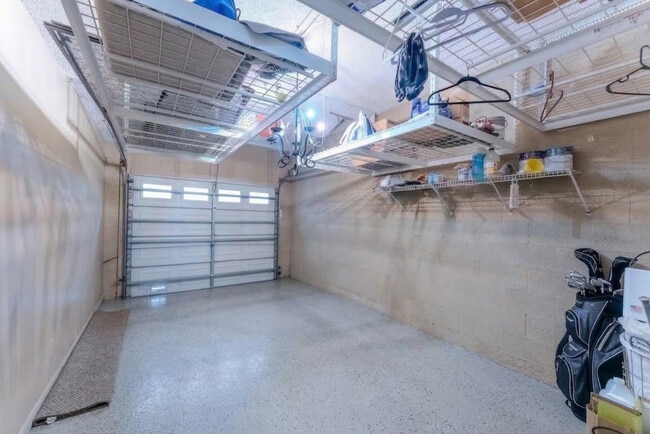 Building Photo - 10527 NW 10th St