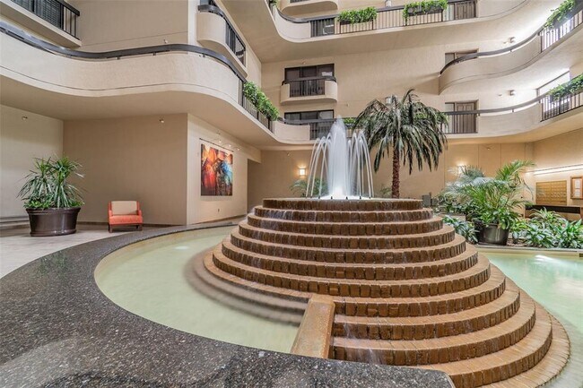 Building Photo - 2413 Bayshore Blvd