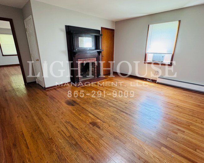 Building Photo - 2152 Dandridge Ave