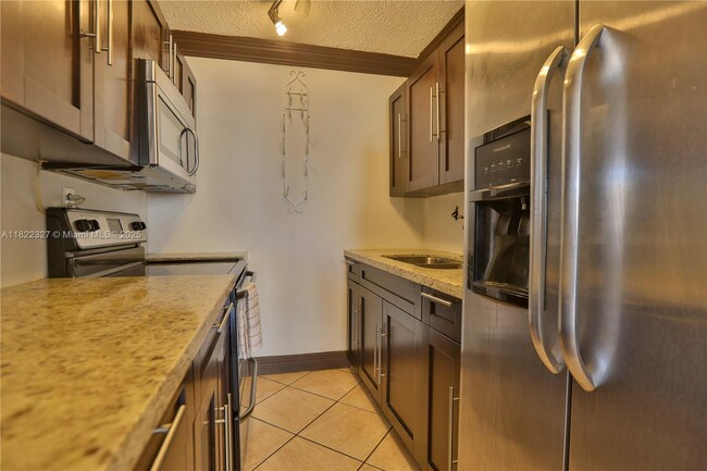 Building Photo - 10700 SW 108th Ave