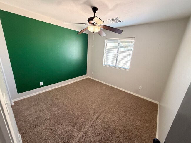 Building Photo - Renovated 5-Bedroom Corner Lot Home with Luxury Upgrades