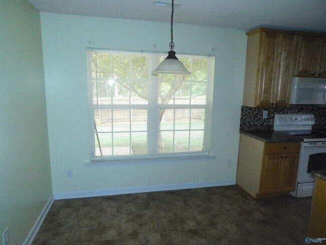 Building Photo - 134 Kendrick Ln