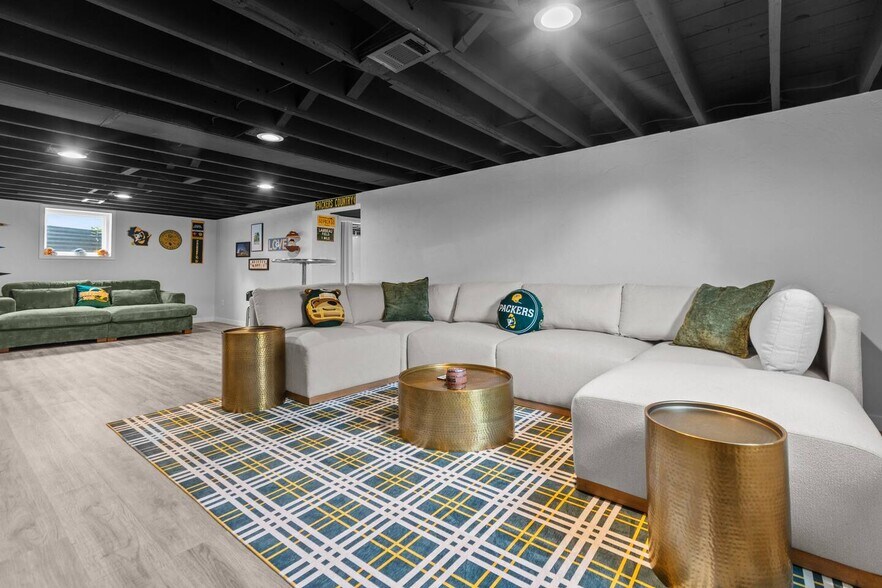 Building Photo - 1114 Meacham St