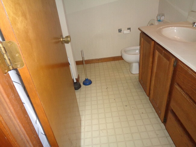 Building Photo - 196 Clyde Williams Dr