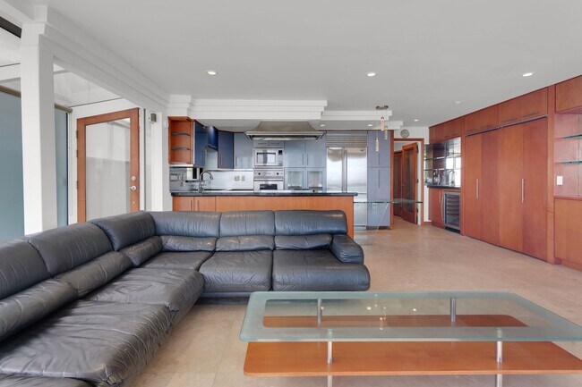 Building Photo - 25234 Malibu Rd