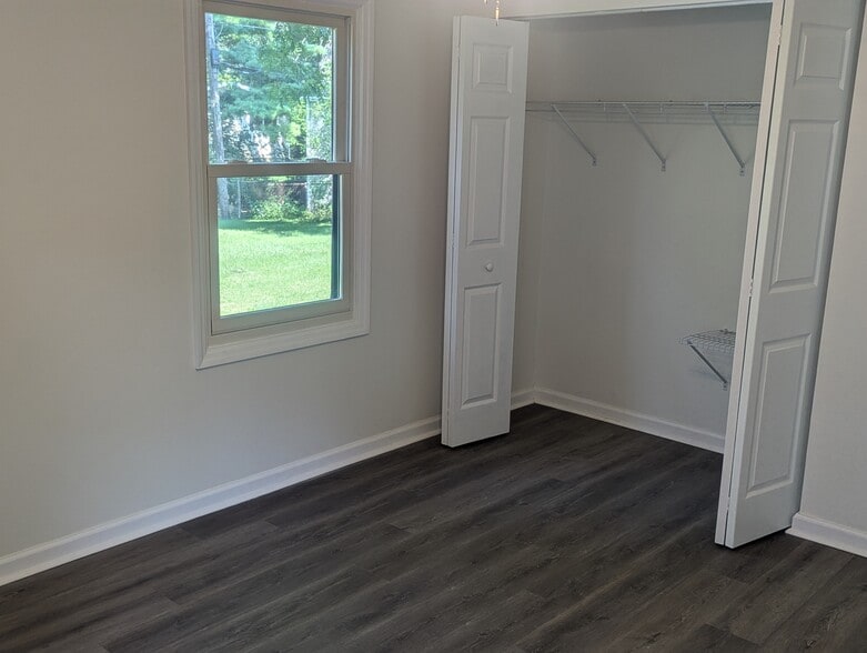 Building Photo - 3766 Rutledge Dr