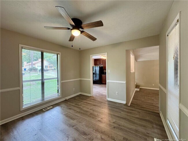 Building Photo - 7076 Pantego Dr