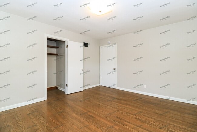 Building Photo - 12530 Lusher Rd