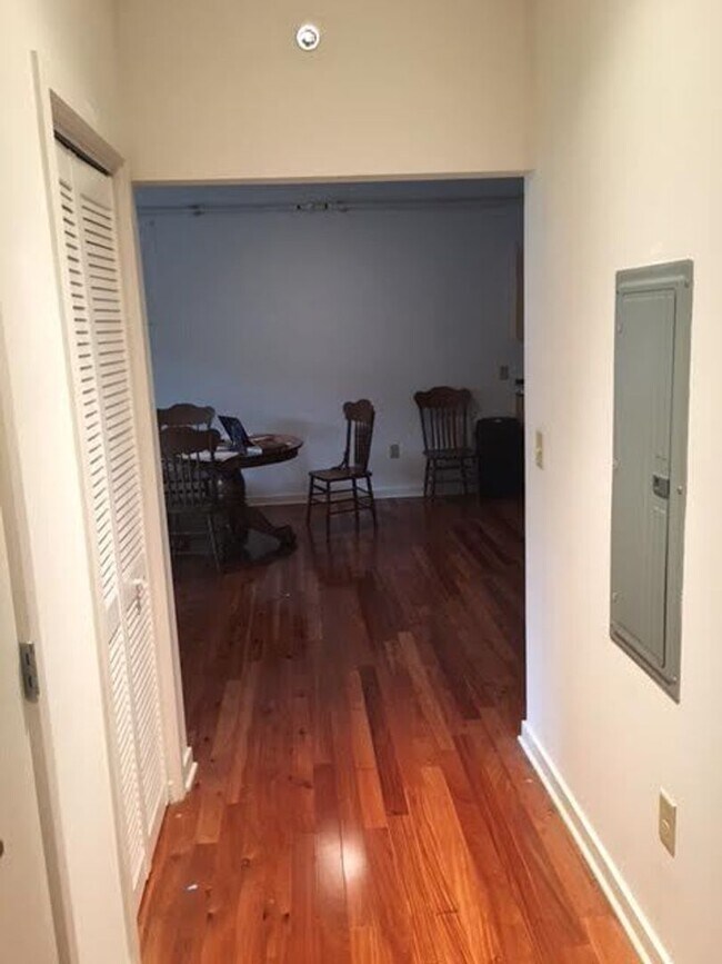 Building Photo - Lehigh Riverport 2 Bedroom Condo