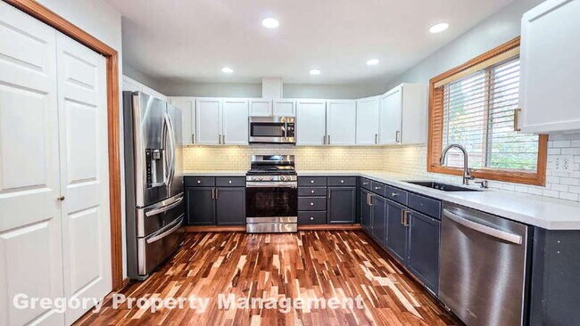 Building Photo - 821 180th St SW