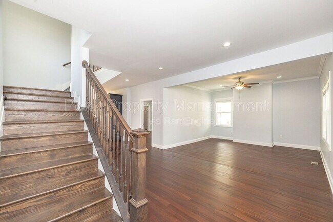 Building Photo - 2615 North Ave