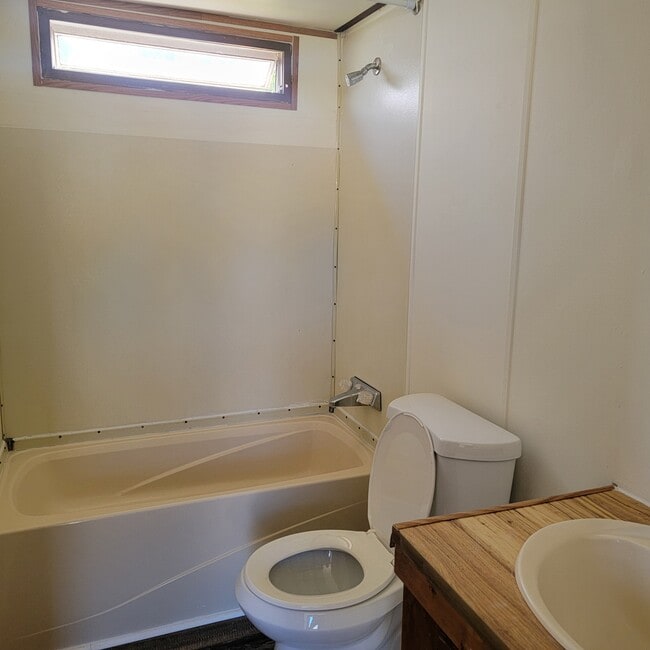 Building Photo - 8582 Rye Patch Rd