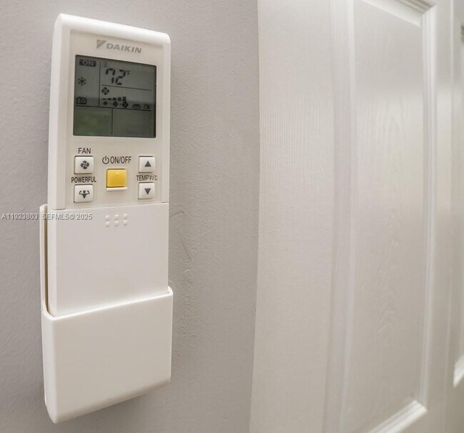 Building Photo - 53 NE 49th St