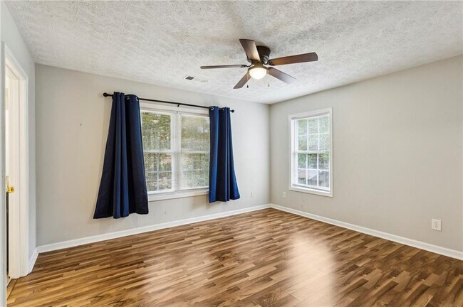 Building Photo - 6365 Union Hill Rd