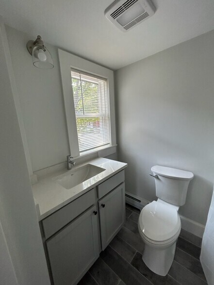 Bathroom - 73 Essex St