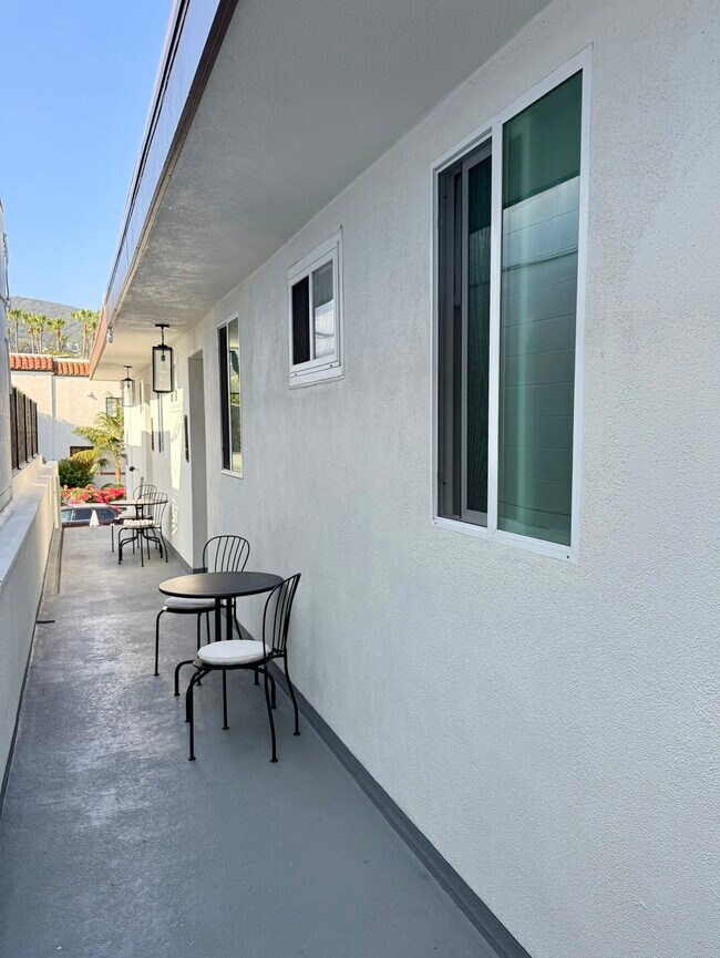 Building Photo - La Jolla Shores