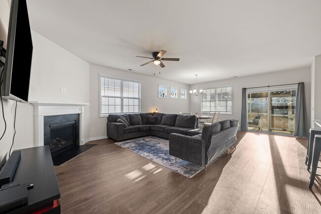 Building Photo - 5016 Cinnamon Run
