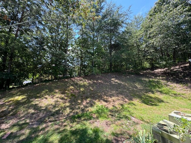 Building Photo - 1511 Rustic Dr