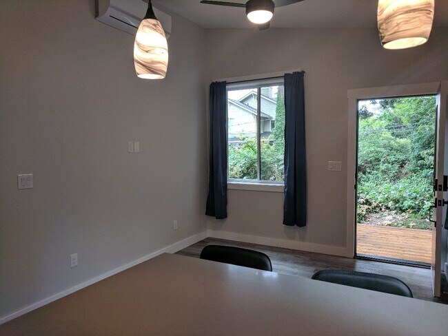 Great Room from Kitchen - 2930 SW Nevada Ct