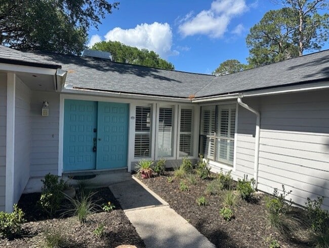 Building Photo - Beautiful Home in desirable River Gate!!!