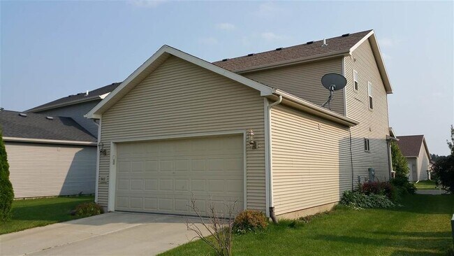 Building Photo - 9412 Briar Haven Dr