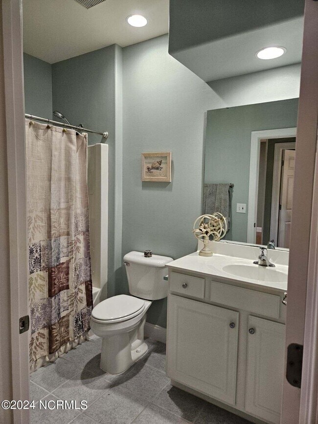 Building Photo - 816 Greystone Ct
