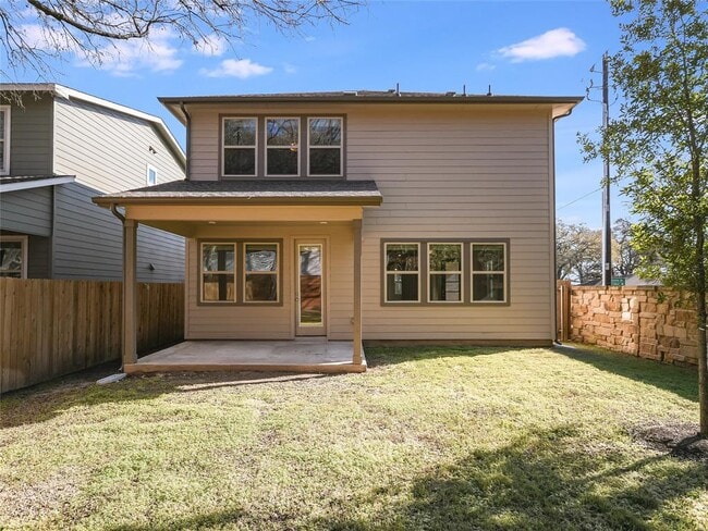 Building Photo - 10418 Bramble Berry Dr