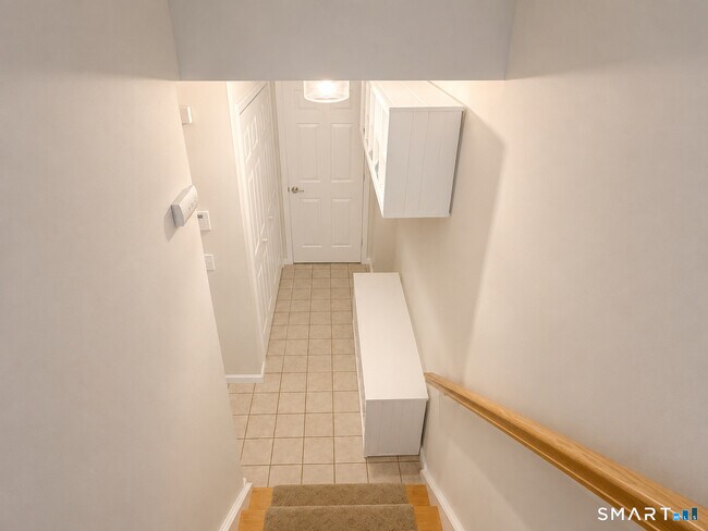 Building Photo - 1401 Briar Woods Ln
