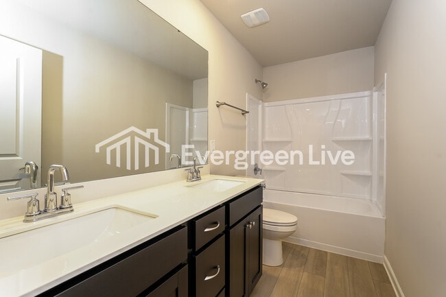 Building Photo - 810 Pear Blossom Ct