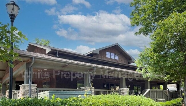 Building Photo - 209 Forsythia Ln