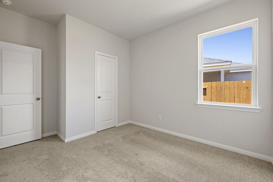 Building Photo - 7602 Tipton Meadow Way