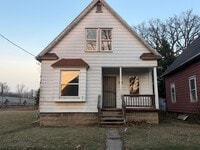 Building Photo - 518 Sandusky St