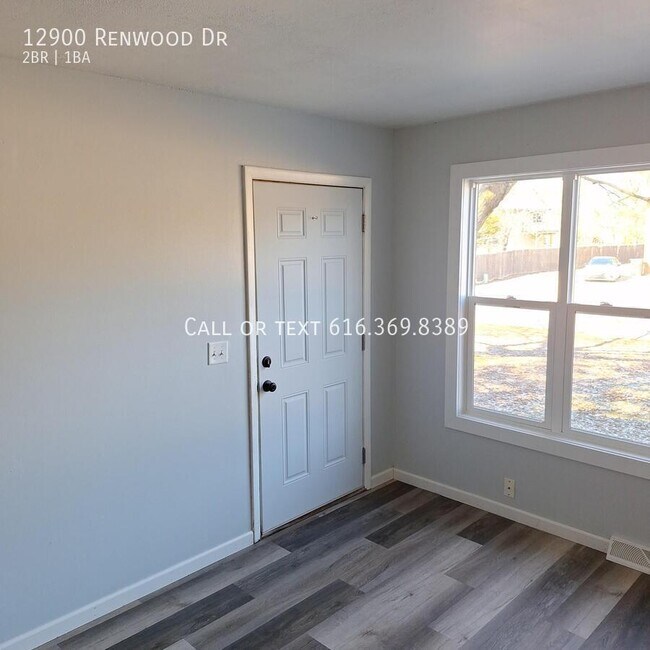 Building Photo - 12900 Renwood Dr