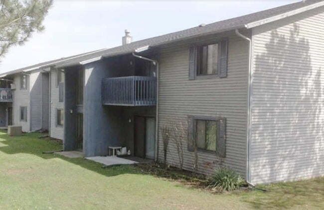 Building Photo - 811 S Carney Dr