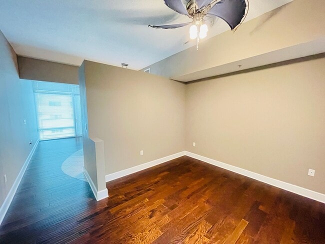 Building Photo - Modern High-Rise Condo in Downtown Orlando...